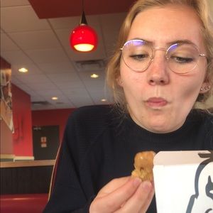 Meet your Posher, Kate